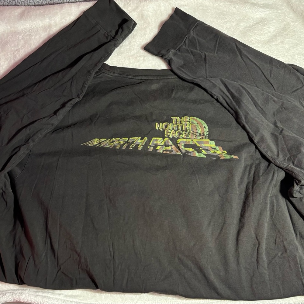 Black and camo north face long sleeve